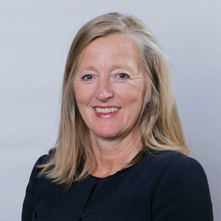 Kim Halsall